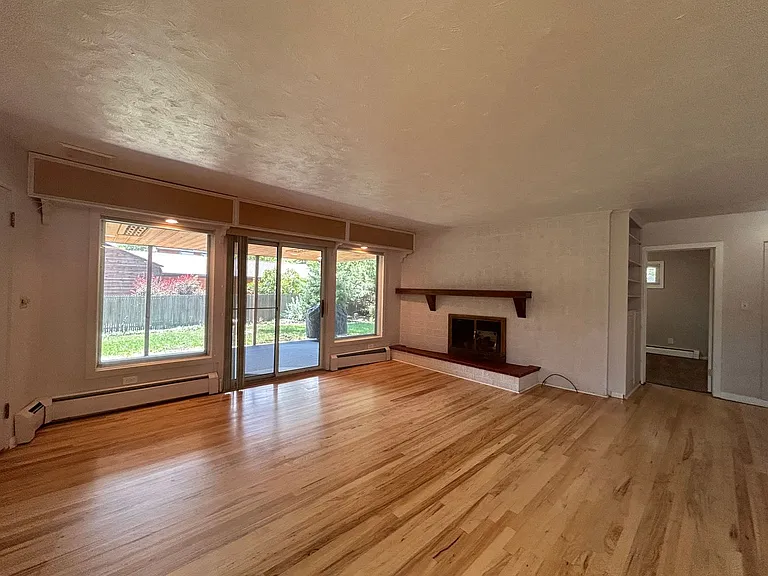 255 Ammons St — Photo 11