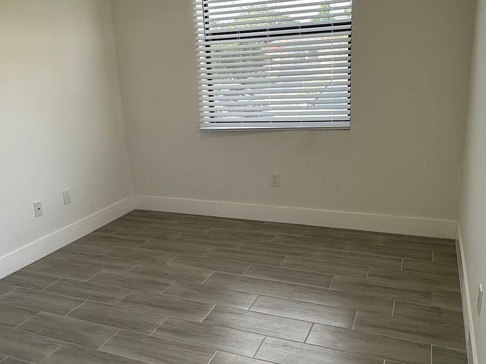 1st image of 1491 W 30th St #1-3