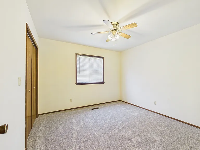 706 Elizabeth Drive7514 Ripplewood Court7514 Rippl — Photo 10