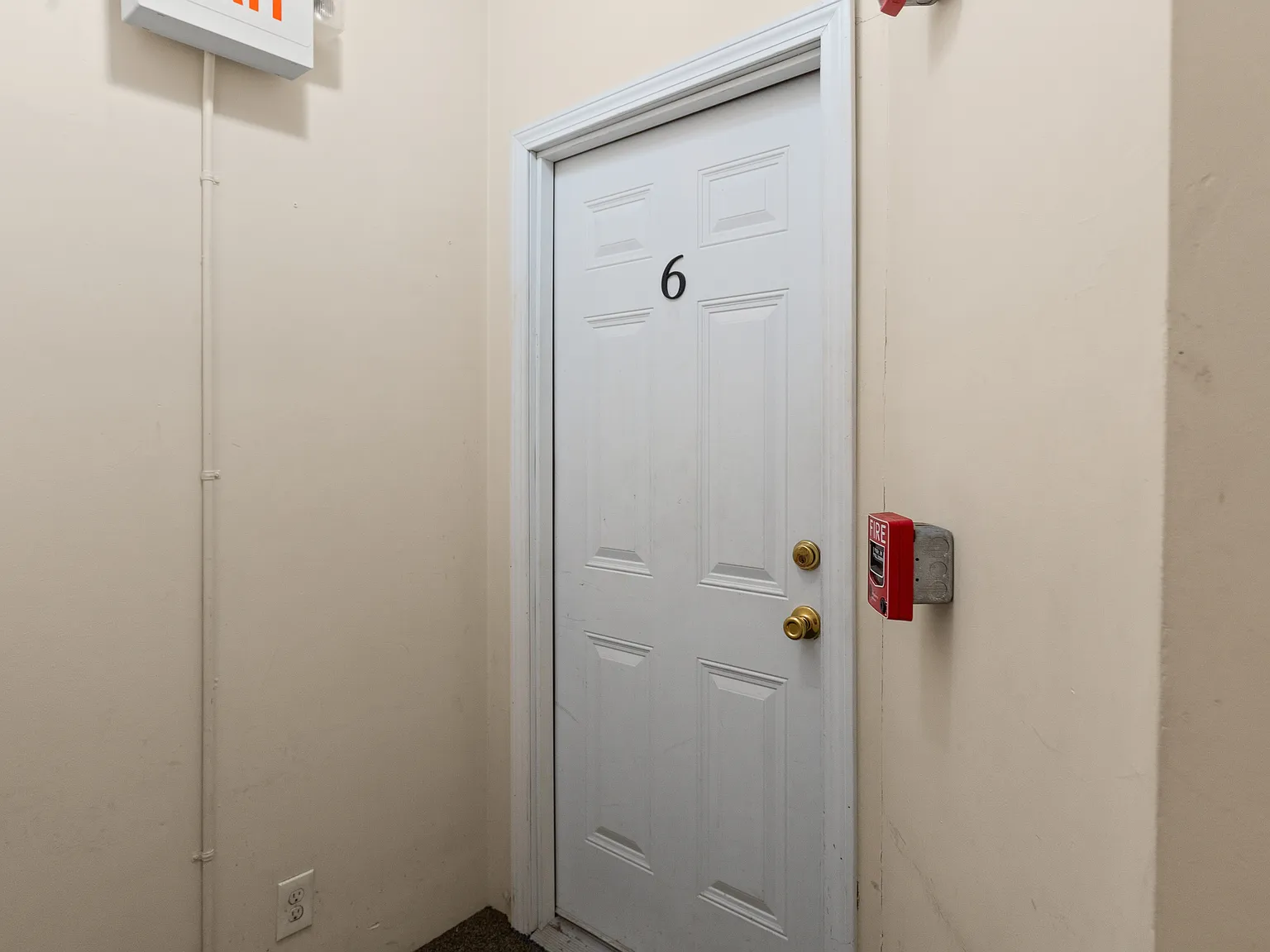 79 Oak Street - 6 — Photo 3