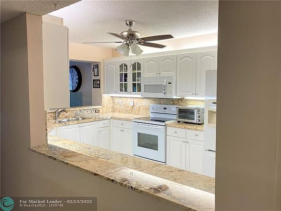 3rd image of 7714 Granville Dr #108
