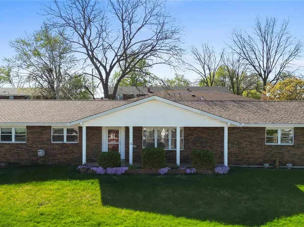 1612 Tamarack Dr, Saint Charles, MO 63301