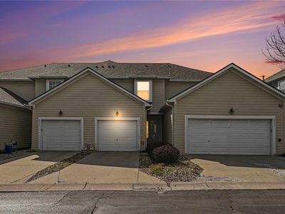 8954 Boehm Dr, Lenexa, KS, 66219
