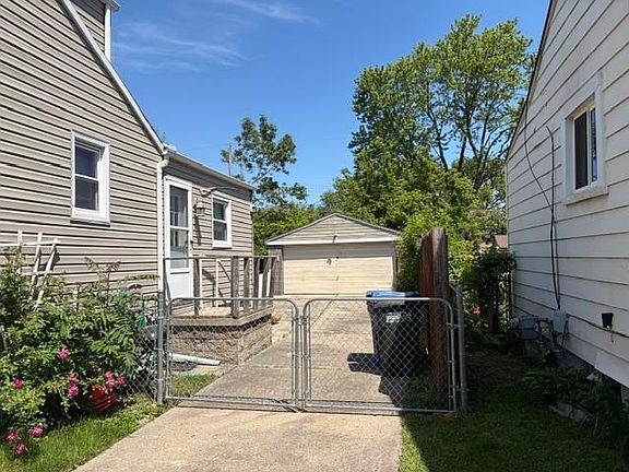 4th image of 7067 Chalmers Ave