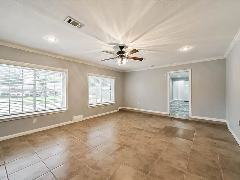 10999 Fairland Dr — Photo 13