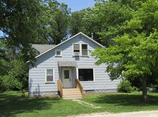 3978 Baxter Ave, Gowrie, IA 50543