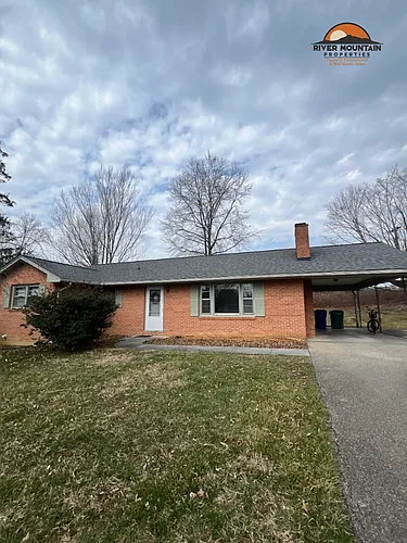 600 Broce Dr Photo 1