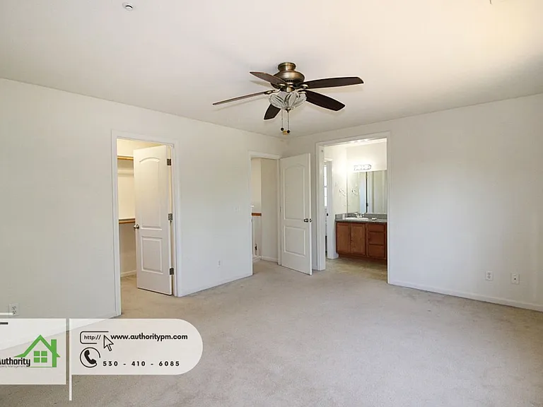2109 Vienna Way — Photo 21