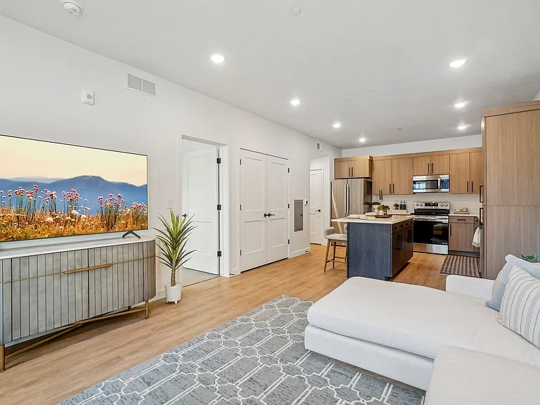 Brigham Lofts — Photo 20