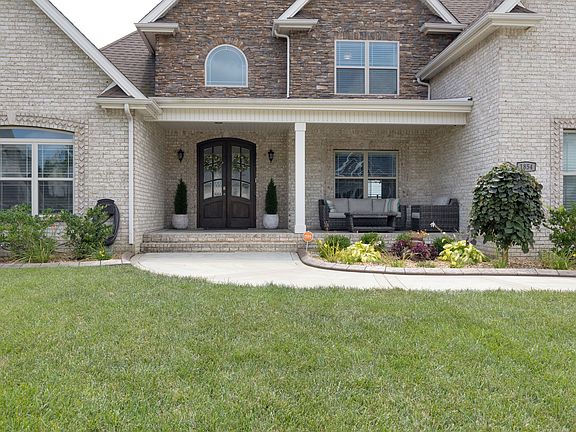 2nd image of 1854 Fenn Ln