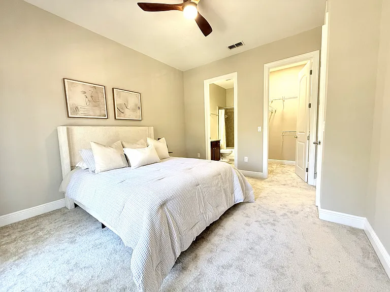 230 SW 2nd Ave #407 — Photo 9