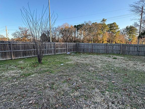 2nd image of 404 E Shofner Dr