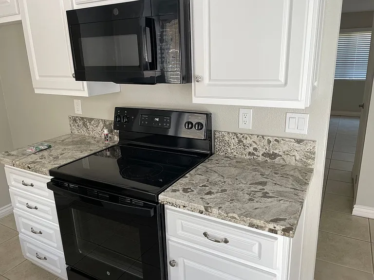 Avalon Townhomes OPEN HOUSE SATURDAY 11/15/2025 — Photo 34