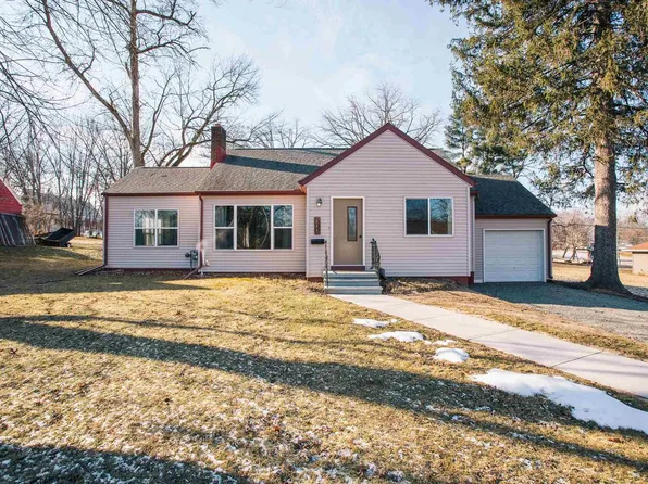 220 OAK STREET, Neillsville, WI 54456