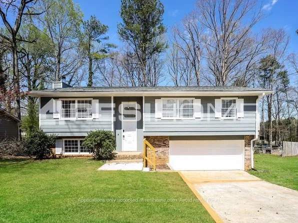 440 Johnson Rd, Forest Park, GA 30297