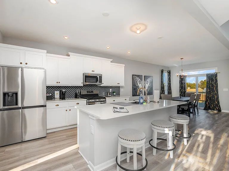 6965 Quellin Blvd — Photo 6