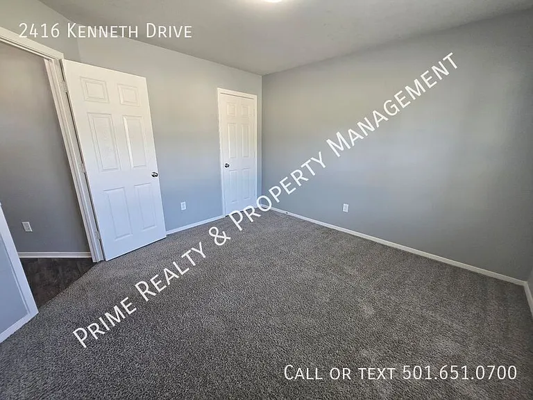 2416 Kenneth Dr — Photo 4