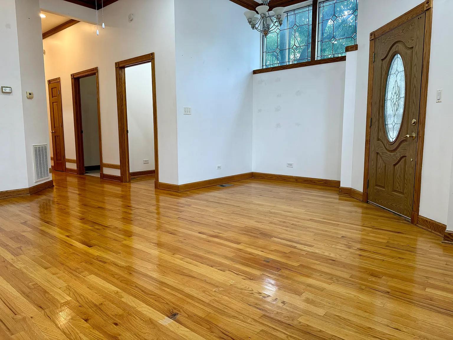 2 bed, $2,400 — Photo 2