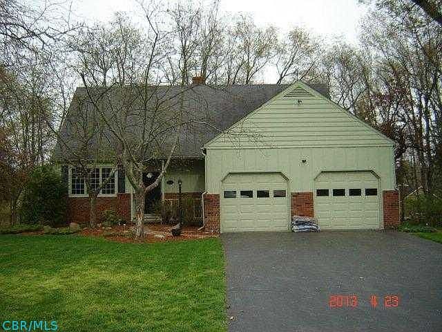 1st image of 130 Louise Dr