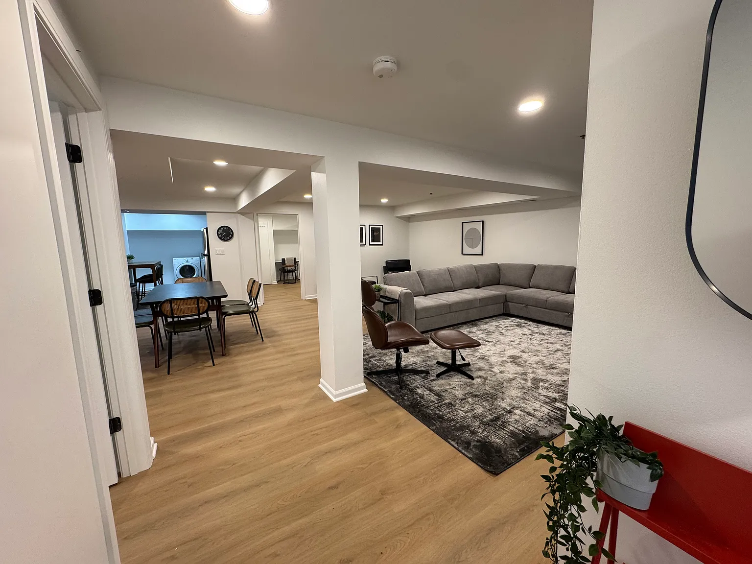 3059 W Augusta Blvd — Photo 4