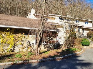203 Leetown Rd, Stormville, NY 12582