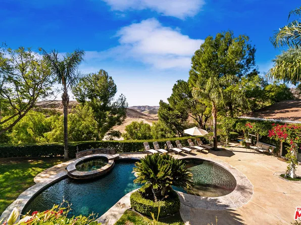24822 Wooded Vis, West Hills, CA 91307
