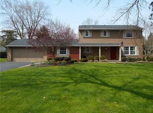 239 East St, Pittsford, NY 14534