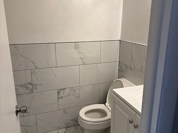5th image of 7407 Brockton Rd #1