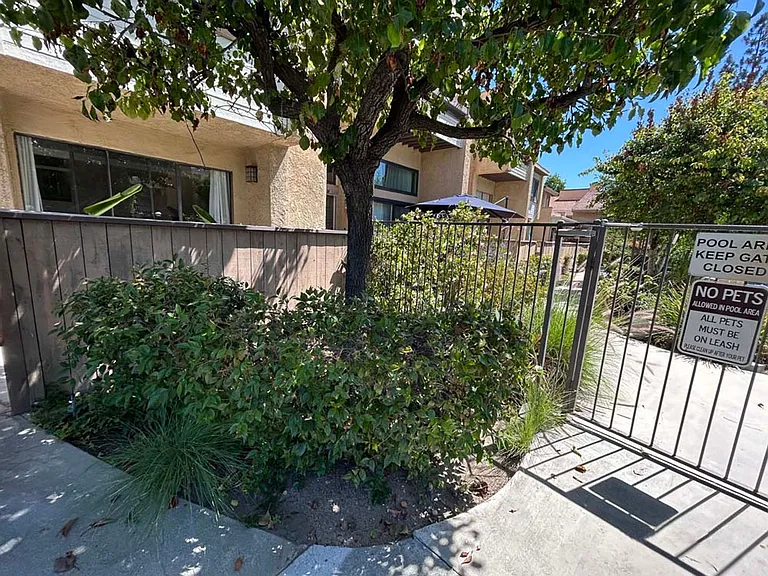 10051 Topanga Canyon Blvd #15 — Photo 15