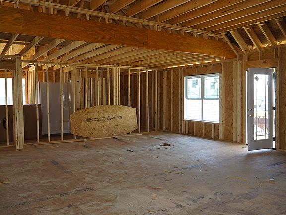 5th image of 1736 Spring Haven Dr