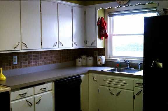 5th image of 3115 Lakeview Dr