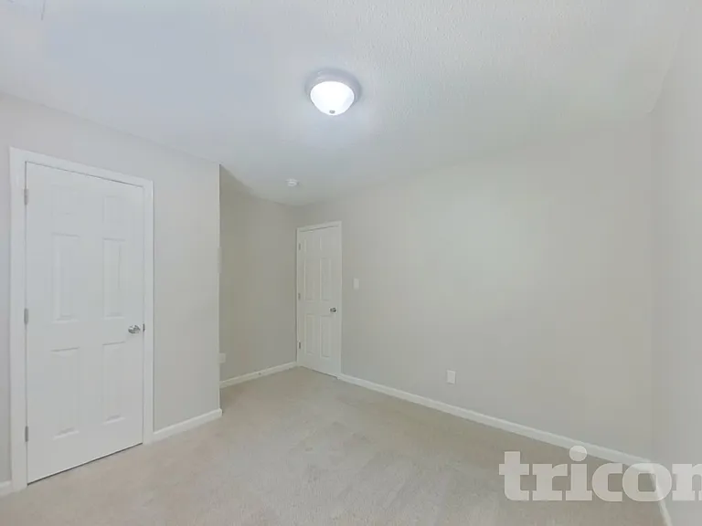 6951 Silver Garden Ln — Photo 12