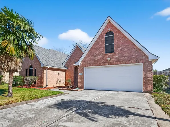 9927 Glenkirk Dr, Houston, TX 77089