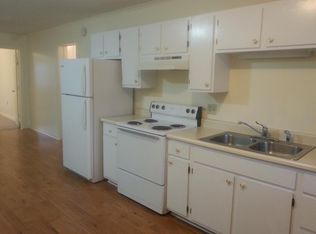 99 Railroad St APT B, Richmond, VT 05477