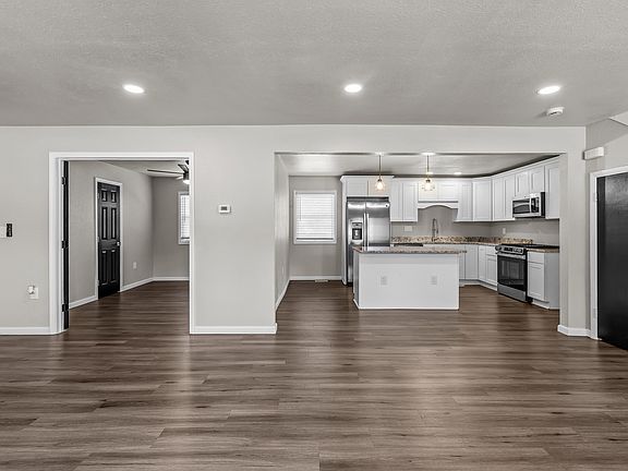 2nd image of 1408 Quiet Ct