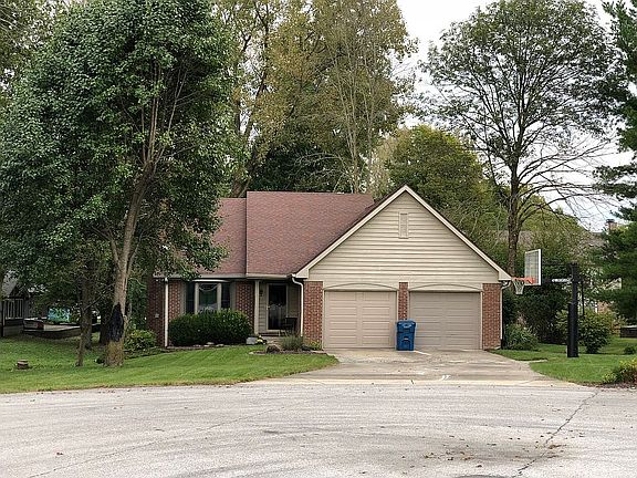 3rd image of 11336 Bloomfield Ct