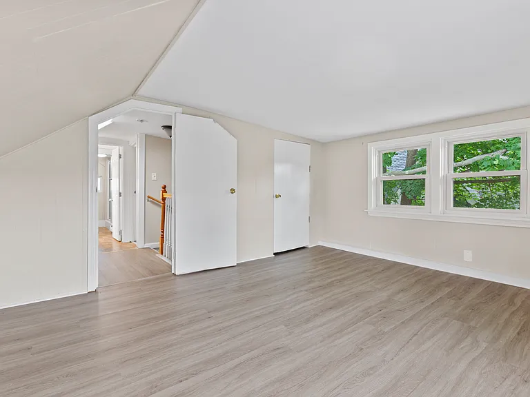 65 Hale St #2 — Photo 25
