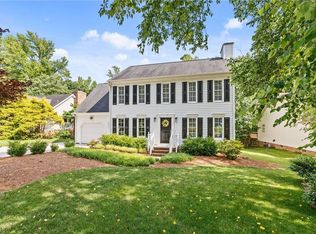 7 River Chase Ct, Greensboro, NC 27407