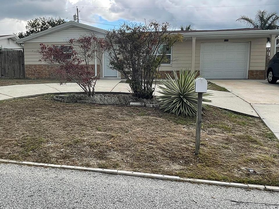 1st image of 3306 Briar Cliff Dr