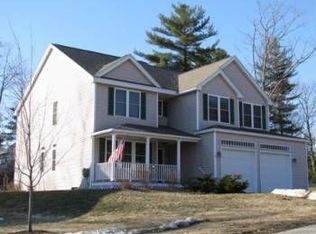8 Mockingbird Ln, Newmarket, NH 03857