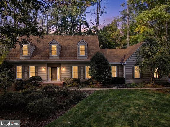 2nd image of 1006 Howard Grove Ct