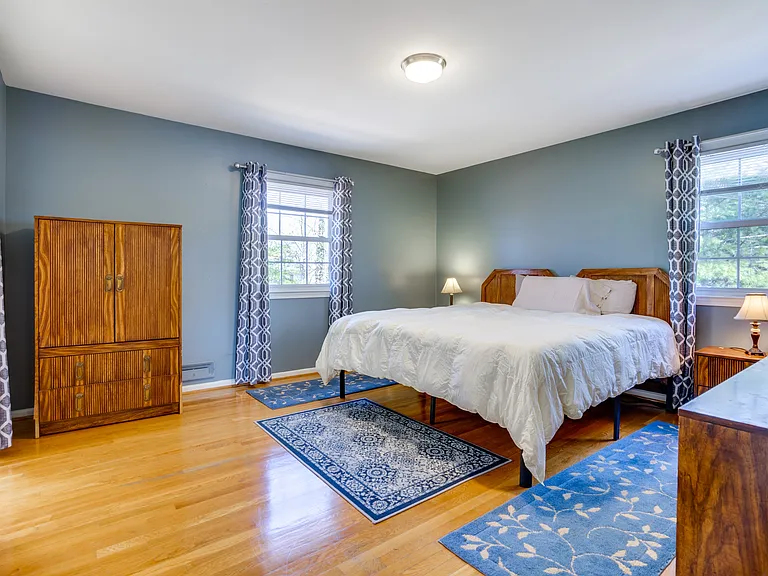 9215 Cherrytree Dr — Photo 25