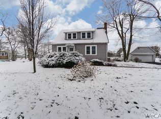 4015 Kemp Rd N, Lima, OH 45807