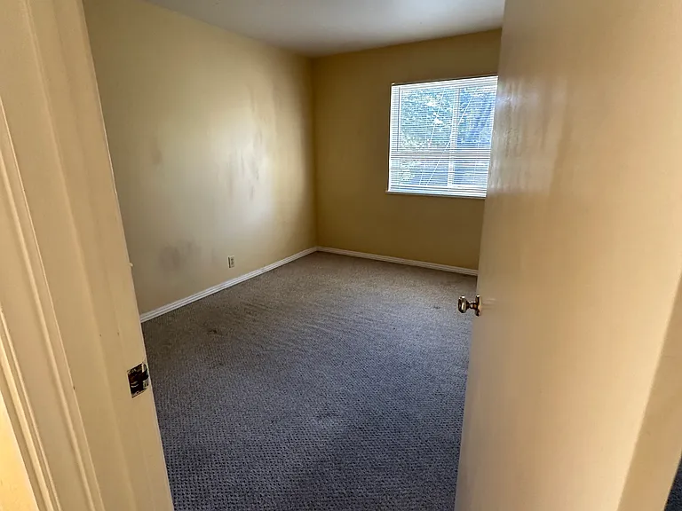 2533 Hillegass Ave #301 — Photo 11