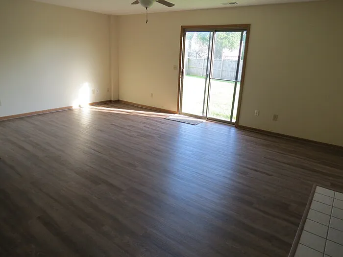 1271 Caravel Dr — Photo 13