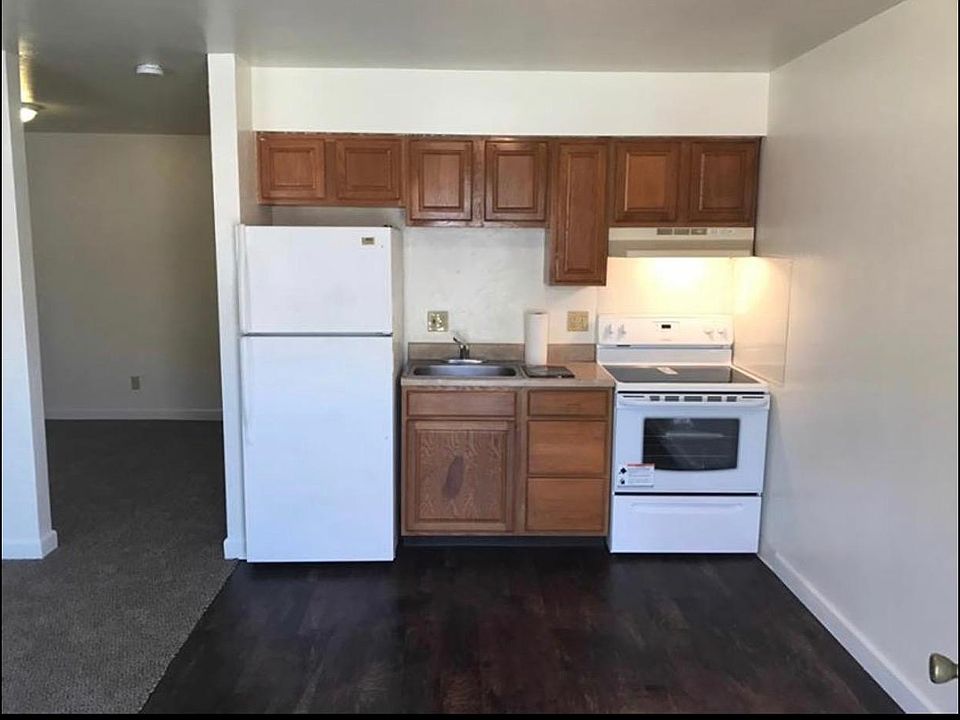 1st image of 1077 Hawkinson Ave