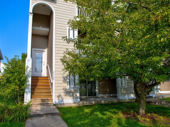 2128 Sherwood Ave #13, Holland, MI 49423