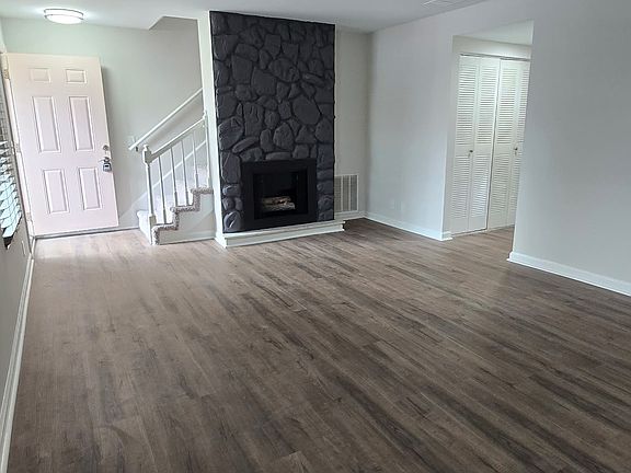 3rd image of 4000 Anderson Rd APT 68