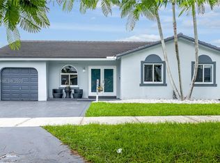 15325 SW 178th Ter, Miami, FL 33187