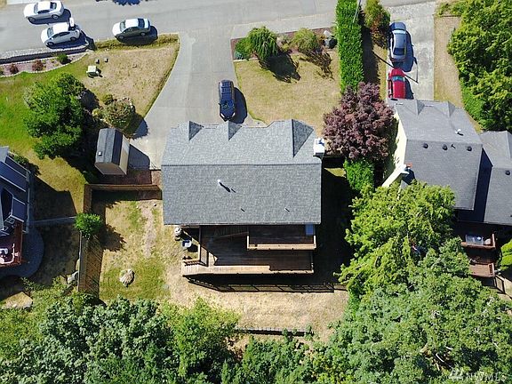 2nd image of 7317 Varsity Ln NE